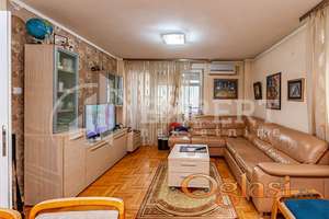 Namešten  dvoiposoban  stan, Romanijska, IV  sprat, lift,68 m2