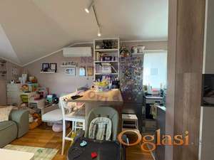 Dvosoban stan na traženoj lokaciji!