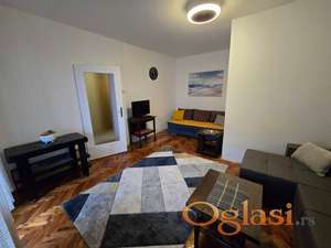 Novi Sad - Detelinara - dvosoban stan - nije pet friendly - odmah useljivo - 450 eura