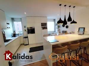 Novi Sad, Bulevar oslobođenja, 118 m2, vrhunski četvorosoban stan!