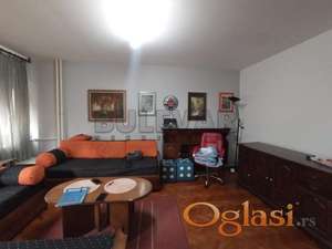 Izdaje se četvorosoban stan kod Doma zdravlja