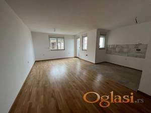 TROSOBAN 73m2 - 5 minuta od Promenade - parking mesto