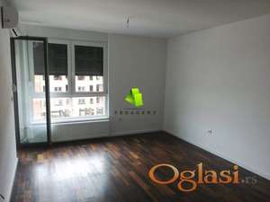 Poslovni prostor u novogradnji na Panteleju ID#7136