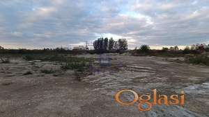 Plac u industrijskoj zoni - Beocin