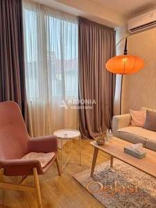 TC Lomina, lokal 18m2, opremljen, useljiv ID#10394