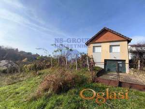 Spratna vikendica u Cortanovcima! Fantastican pogled!