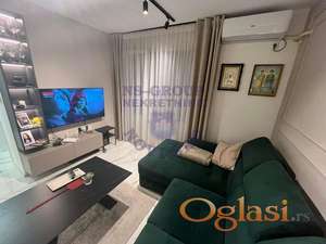 Na prodaju jednoiposoban na Adicama