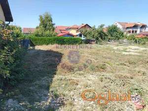 Plac 491m2 Veternik