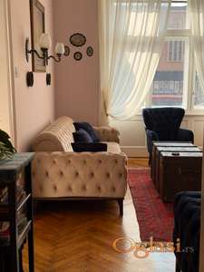 POSEBNO LEP STAN, 82m2, ELEGANTNO I KVALITETNO, CENTAR