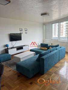 📢 Četvorosoban moderno namešten stan – Bulevar Patrijarha Pavla 🏙️✨