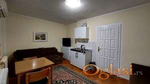 Garsonjera u Centru Novog Sada ! Sa svim troškovima !