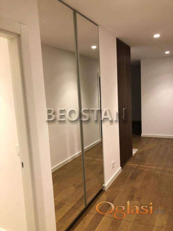 Novi Beograd - West 65 kula Tower #169416 — fotografija