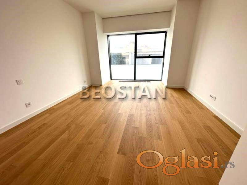 Novi Beograd - West 65 kula Tower #169416 — fotografija