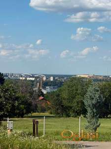 Bocke 550m2 plac sa pogledom na Novi Sad