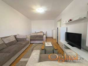 NOVI SAD - DETELINARA - 51m2 - 400 evra