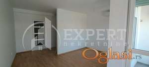 Izdaje se stan na Bulevaru Nemanjića