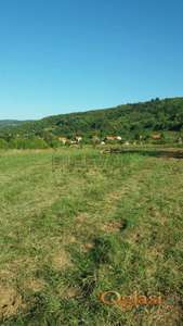 U ponudi  plac od 29,40 ari  u Ždraljici