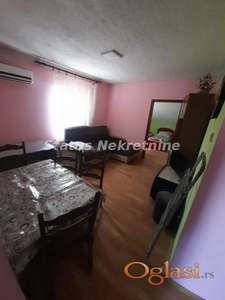 Petrovaradin-Trosoban stan 50 m2 pogodan za Radnike-Zakupnina 150e po Radniku sa svim Troškovima-065/385 8880