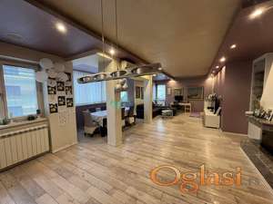 Novi Sad, Bulevar oslobođenja - Prostran petosoban stan, 174m2 + 20m2 + garaža 