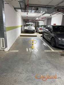 GARAŽNO MESTO U KRALJEVOM PARKU 75 EURA