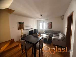 ODLIČAN DUPLEX STAN,PARKING