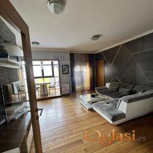 Fantastičan dvoiposoban stan u blizini centra