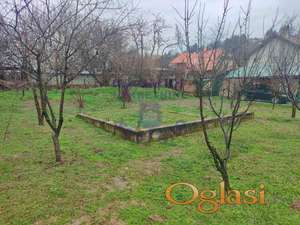 Gradjevinski plac u centru Rakovca!