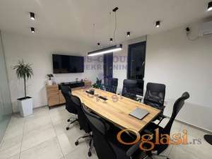 Fantastičan trosoban stan na Salajci