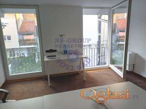 Četvorosoban stan u Centru grada