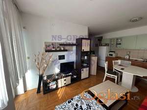 Odličan četvorosoban stan u Petrovaradinu, 82m2