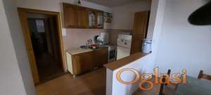 Izdajem jednu ili dve sobe na duži period