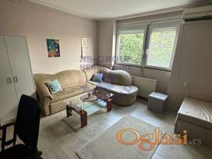 Dvosoban stan na Grbavici 53m2