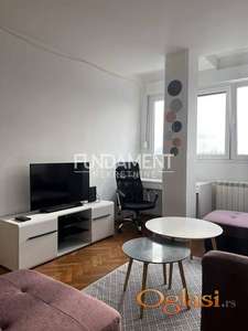 2.0 Stari Merkator 40m2, VII, cg, renoviran ID#1733