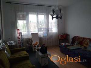 Odlična kuća na 100m od centra Adica