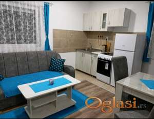 NOV, NAMESTEN JEDNOIPOSOBAN STAN SA PARKINGOM, ADICE