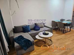 Potpuno nov odličnog rasporeda i savremeno opremljen jednoiposoban stan