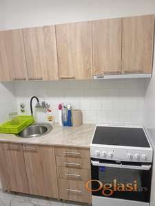 Dvosoban stan - Narodnog fronta ulica - Liman