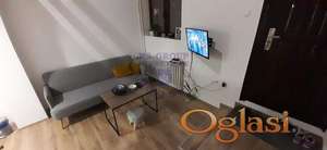 Nalazi se u mirnom delu Podbare!