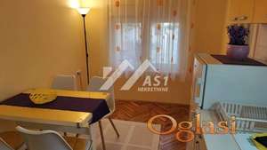 Izdaje se lep jednosoban stan u kući na Salajci sa parking mestom ID#4907