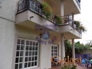 Kuća spratna u Kamenici !