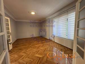 Salonac 84m2 Spens