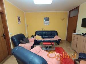 Uknjižen stan sa dvorištem, Mladenovac, 46m2