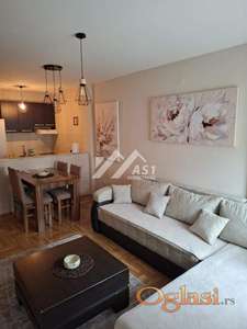 IZDAJE SE DVOSOBAN STAN NA KEJU ID#3299