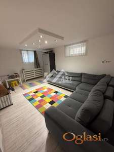 IZDAJE SE KUCA U PETROVARADINU ID#4078