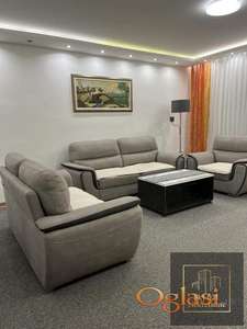 Luksuzan trosoban stan u Centru Novog Sada ! Železnička