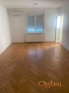 PRODAJE SE DVOSOBAN STAN – SAJAM, NOVI SAD