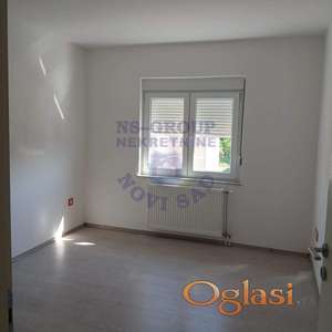 Poslovni prostor na Sajlovu, površine 80m2