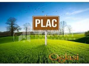 Plac  2944m2, Pantelej