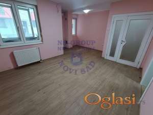 Predstavljamo Vam odličan renoviran dvosoban stan u traženom delu grada!