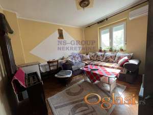 Kuća u tihoj ulici u Sremskoj Kamenici!